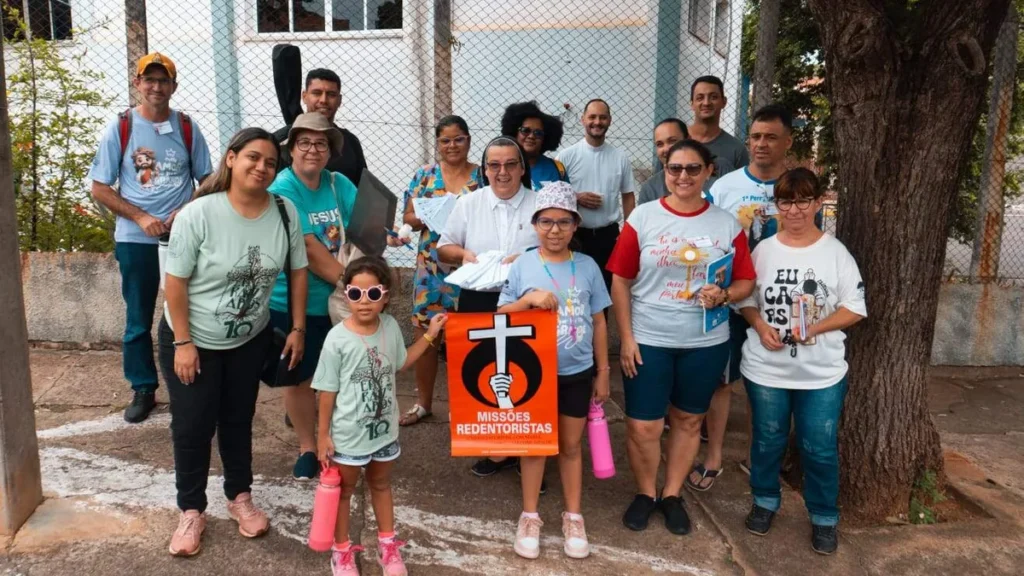 Irmã Marlene Inês atuando na propagação do Evangelho durante primeira fase das Santas Missões Redentoristas em Presidente Prudente (SP)