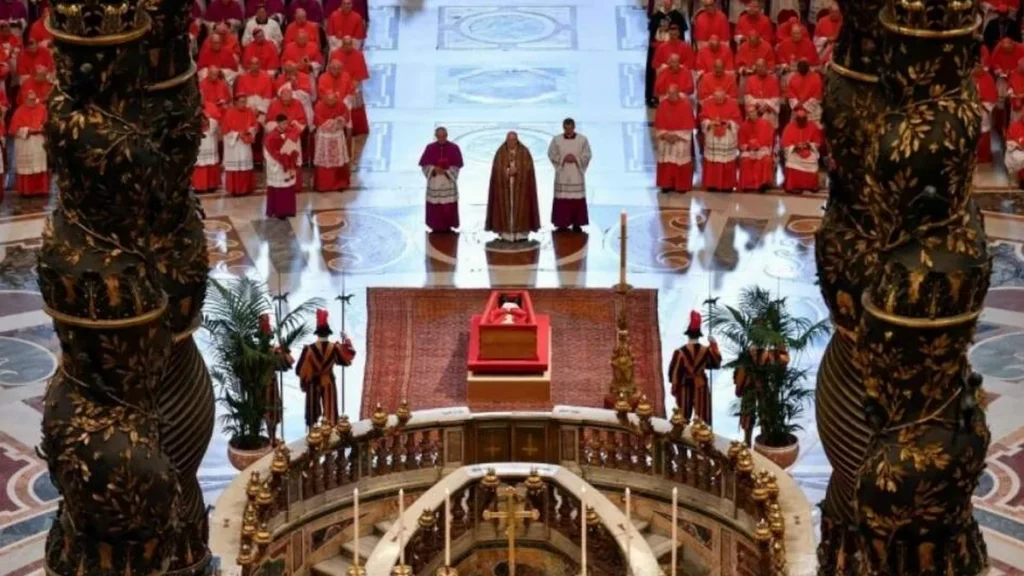 Imagem trasladacao papa francisco do artigo Confira os destaques do Notícias em 30 desta quarta-feira (23)