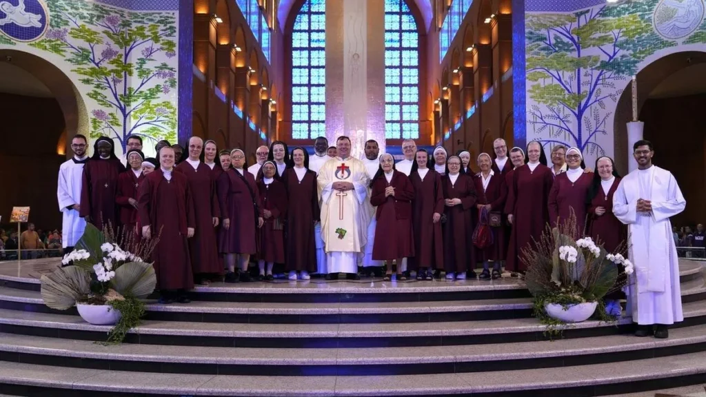 Imagem Missa Superior Geral Redentorista e Monjas Redentoristas do artigo Missa no Santuário Nacional celebra a presença das monjas redentoristas