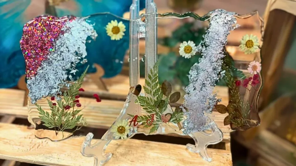 Imagem Bandeja flor resina FVM do artigo Bandeja de flores com resina - Faça Você Mesmo