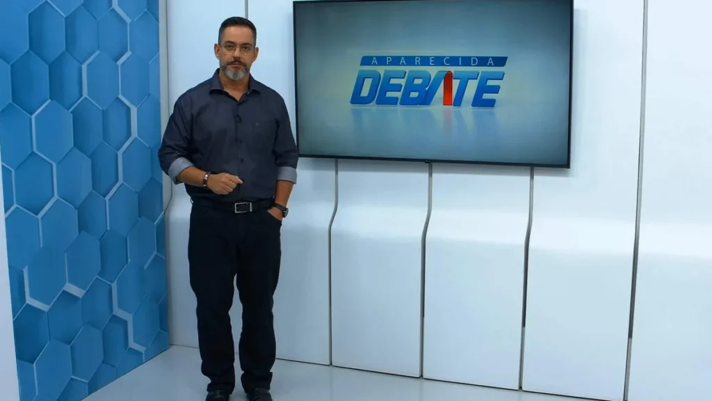 Imagem APD 2005 Reproducao TV Aparecida 2 do artigo "Aparecida Debate" discute os reflexos da abolição da escravatura na atualidade