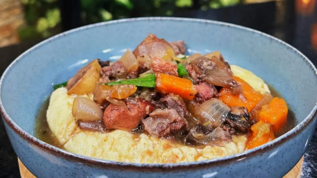 Imagem Polenta 4.6 SDV do artigo Polenta cremosa e batata, cebola e cogumelo glaciados - Sabor de Vida