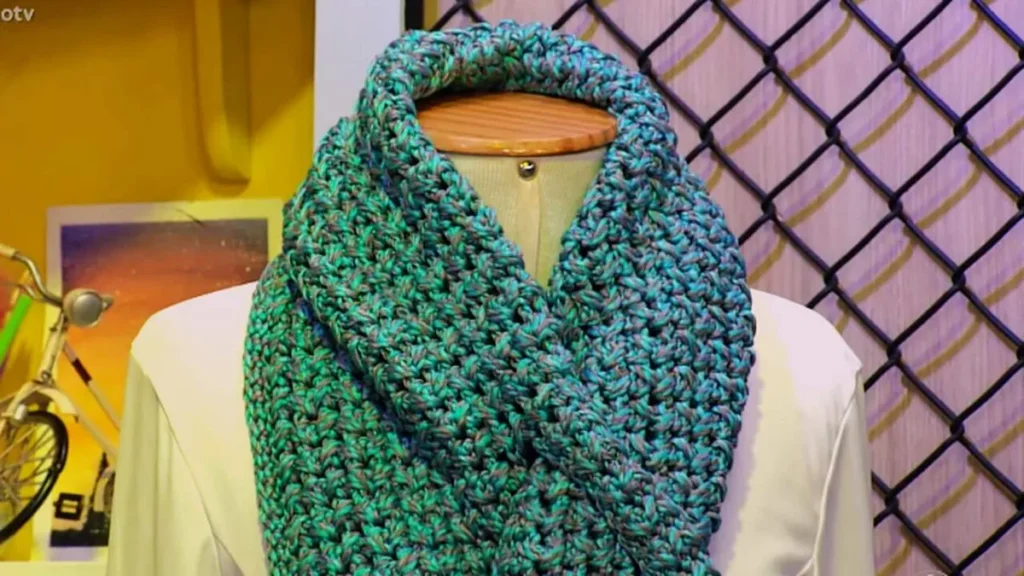 Imagem Cachecol Tricot FVM do artigo Pelerine em crochê - Faça Você Mesmo
