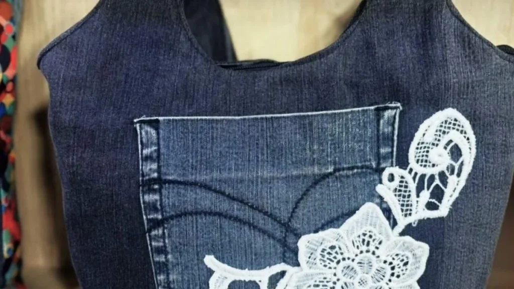 Imagem Customizacao Bolsa com Jeans FVM do artigo Costumização de Bolsa com Jeans - Faça Você Mesmo