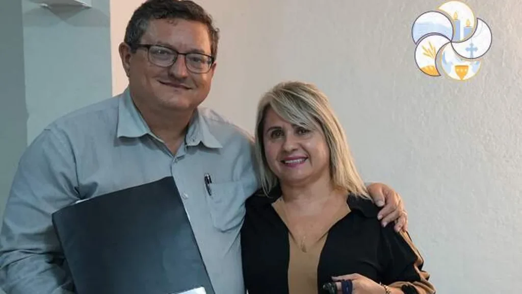 Imagem Casal catequistas arquidiocese aparecida do artigo Vocação Catequista: criatividade e coerência