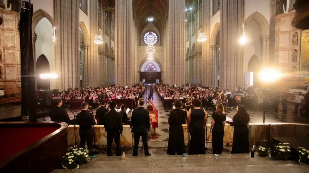 Imagem cantores Sao Paulo Schola Cantorum do artigo Novo Testamento em canção: Espetáculo celebra o Mês da Bíblia
