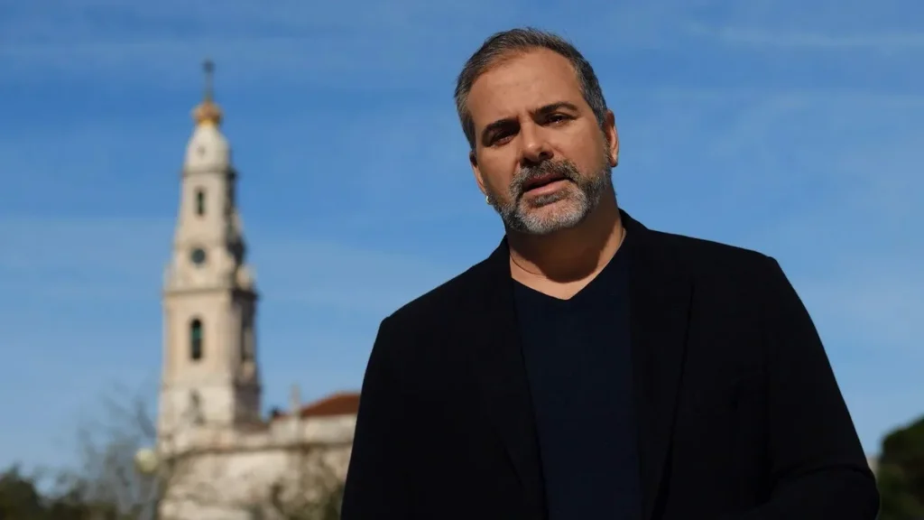 Imagem EXP 14 5 Reproducao TV Aparecida 1 do artigo "Expedições ao Sagrado" visita local das aparições de Fátima em Portugal