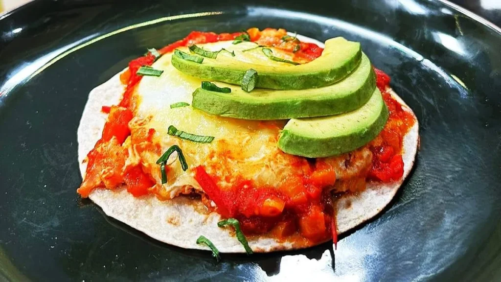 Imagem ovos ao molho de tomate sabor devida do artigo Huevos Rancheros - Sabor de Vida