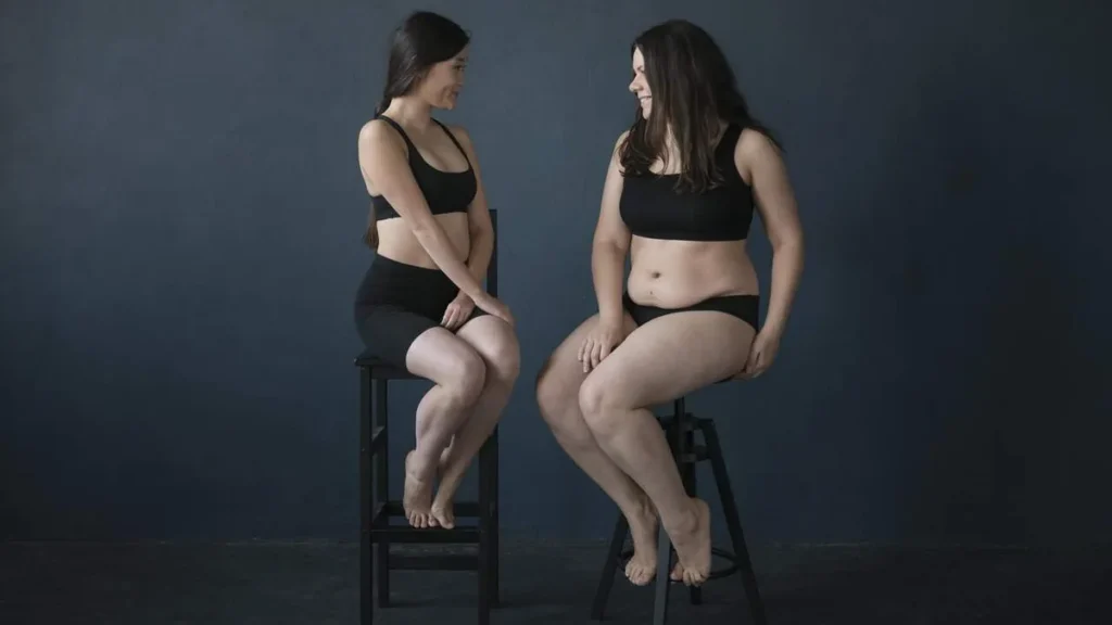 Imagem Uma mulher magra e uma mulher gordinha se encarando do artigo Emagreceu? Nutri dá dicas para evitar o famoso Efeito Sanfona
