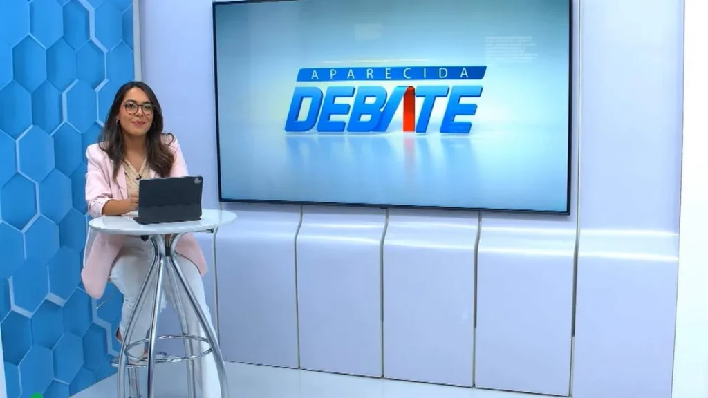 Imagem Rafaela Lourenco aparecida debate Easy Resize.com do artigo “Aparecida Debate” destaca a importância da música na vida das pessoas