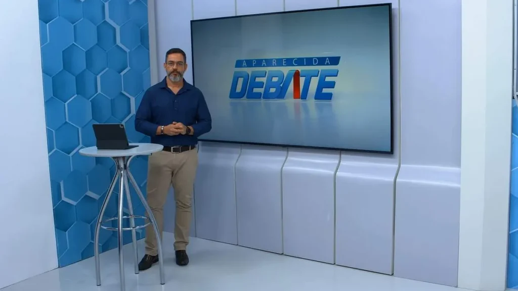 O jornalista Eduardo Miranda conduz a discussão sobre adultização no “Aparecida Debate” desta terça-feira (19/8), às 22h.