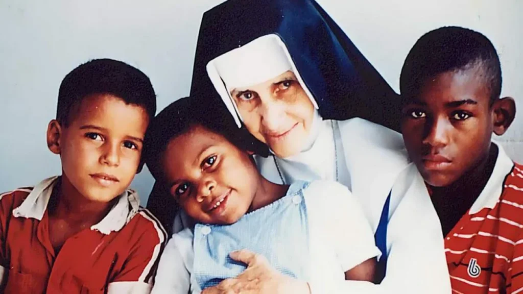 Imagem Img destaque do artigo Reze o 3º Dia do Tríduo em honra ao Dia de Santa Dulce dos Pobres