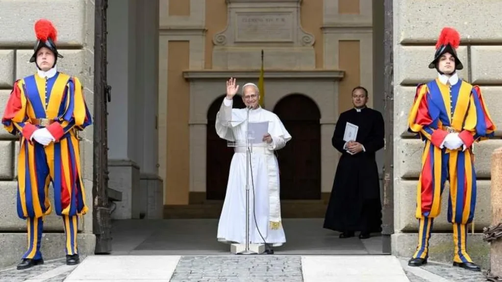 Imagem papa em angelus no castel gandolfo 2025 do artigo Angelus: Papa pede fidelidade à verdade apesar do mundo pedir o oposto