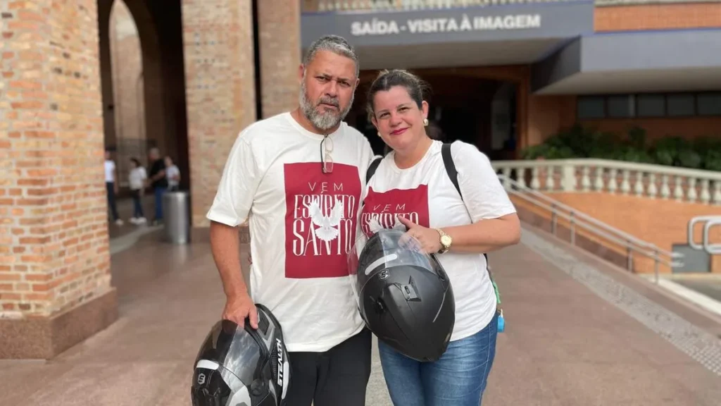 Imagem casal de taubate do artigo Aos cuidados da Mãe Aparecida: ontem, hoje e sempre