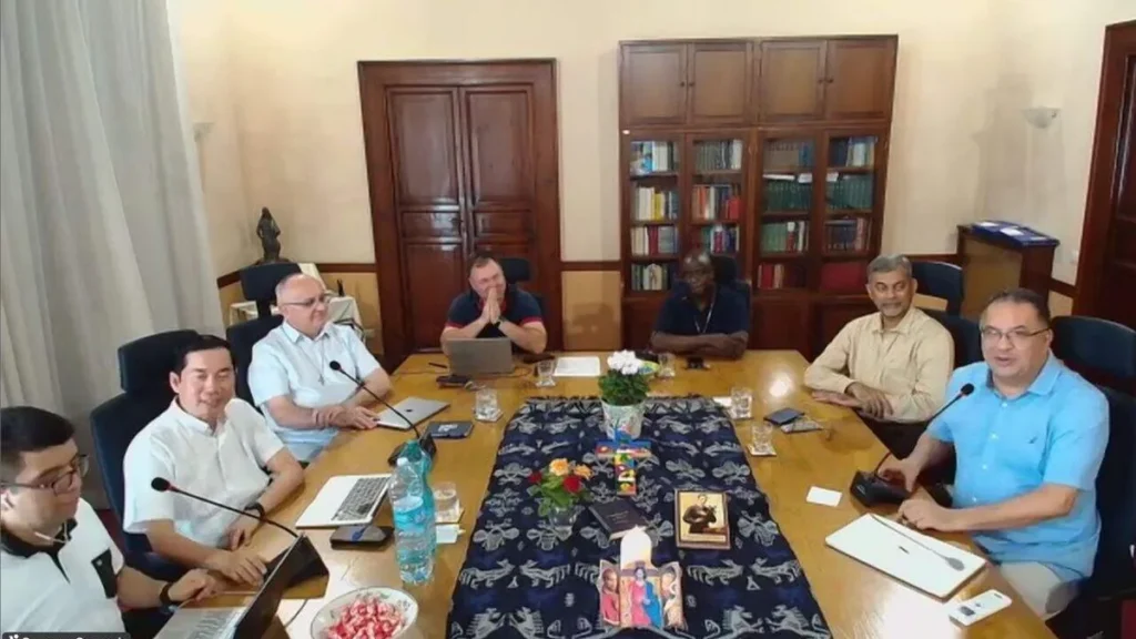 Governo Geral durante primeira reunião com redentoristas do ministério da comunicação