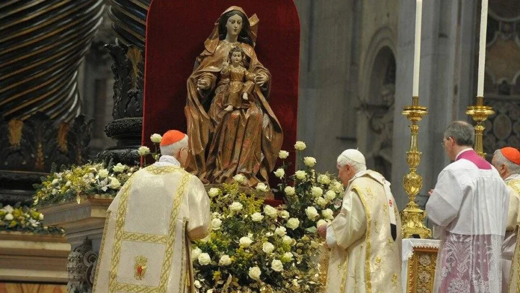 Imagem Virgem de Montserrat no Vaticano do artigo Madonna de Montserrat, um presente brasileiro ao Vaticano