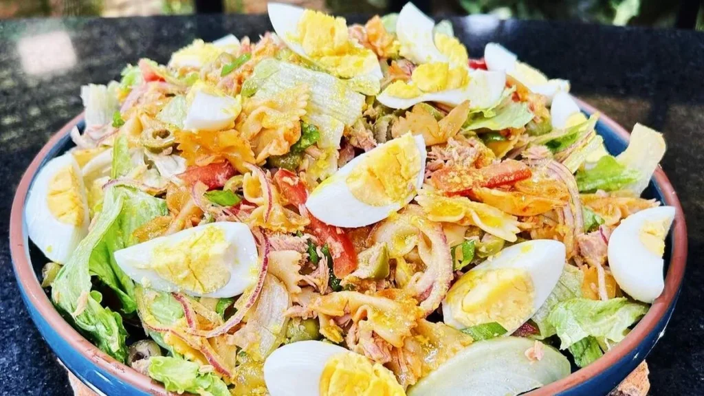 Imagem salada de atum com macarrao sabor de vida do artigo Salada de Atum com Macarrão Crocante - Sabor de Vida