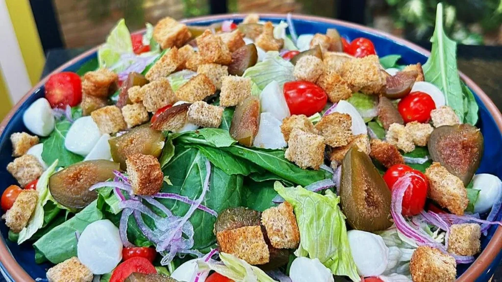 Imagem salada italiana sabor de vida do artigo Salada Italiana - Sabor de Vida