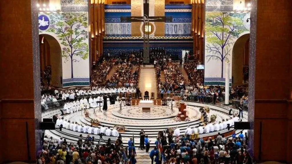 Imagem 02 10 Comeca amanha a Novena e Festa da Padroeira 2025 no Santuario Nacional do artigo 3 de outubro começa a Novena da Padroeira do Brasil