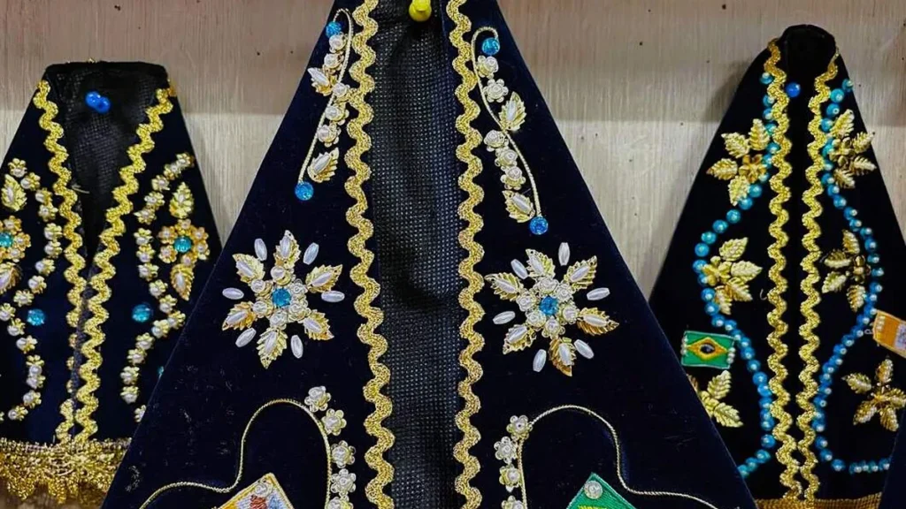 Imagem manto nossa sra faca voce mesmo do artigo Manto de Nossa Senhora Aparecida - Faça Você Mesmo