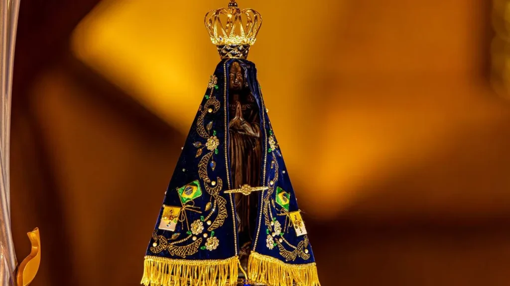 Imagem nossa senhora aparecida do artigo Salve Rainha: uma oração de louvor antigo à Nossa Senhora