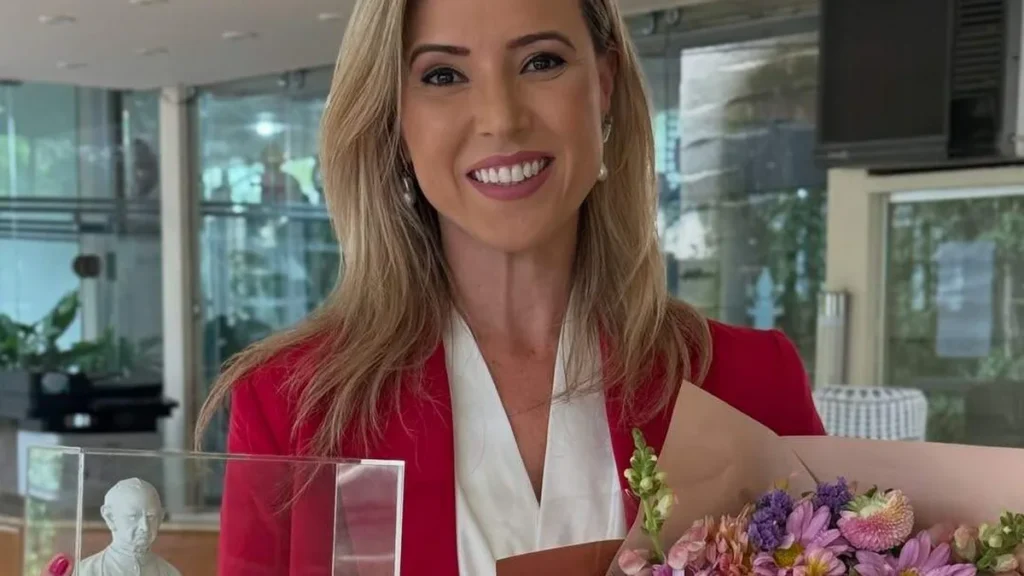 Imagem camila morais premio1 do artigo Jornalista da TV Aparecida é reconhecida em premiação da Arquidiocese do Rio de Janeiro