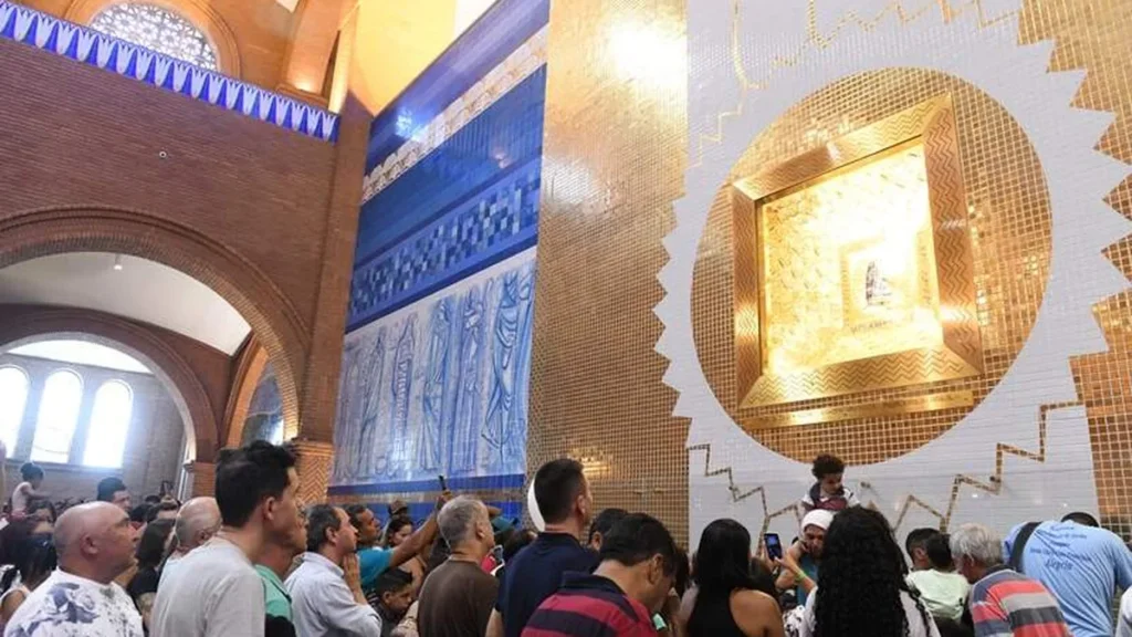 Imagem Fe e devocao Nov Rda do artigo Casa da Mãe, lugar de santidade