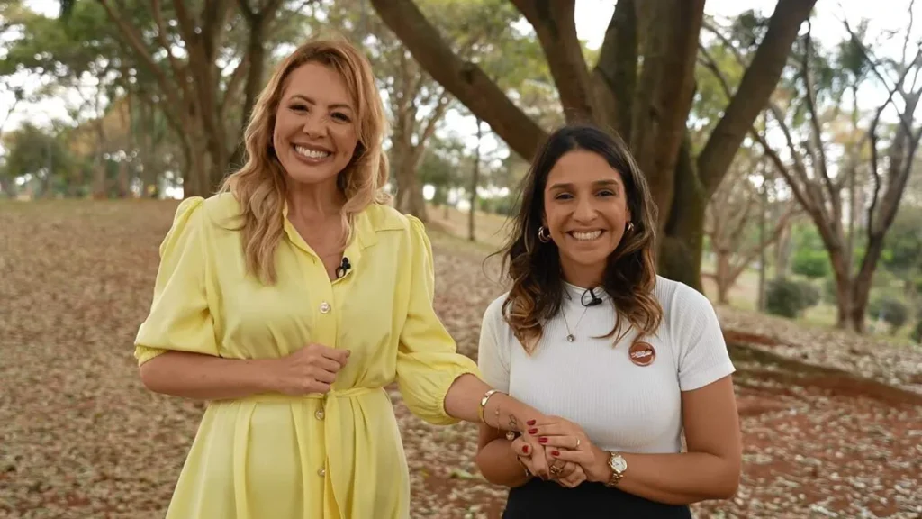 Abiane Souza encontra Ana Carolina Oliveira, vereadora e mãe de isabella Nardoni (Crédito: Produção TV Aparecida)