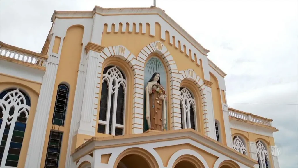 Imagem igreja santa teresinha em tiete do artigo Membro da Uneser recorda tempos no Seminário Santa Teresinha
