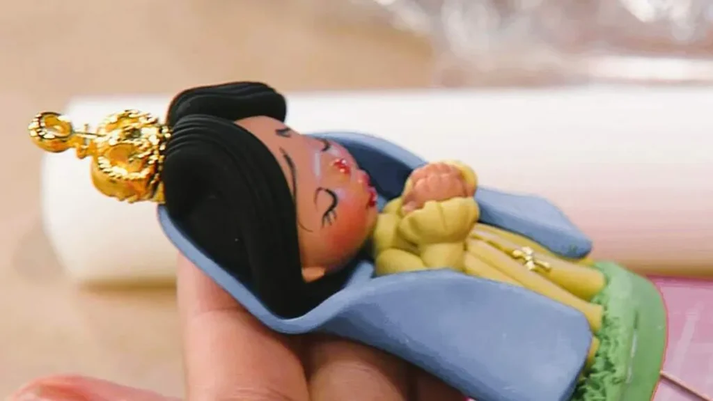 Imagem nossa senhora biscuit chimarrao faca voce mesmo do artigo Enfeite de Chimarrão de Nossa Senhora Aparecida - Faça Você Mesmo