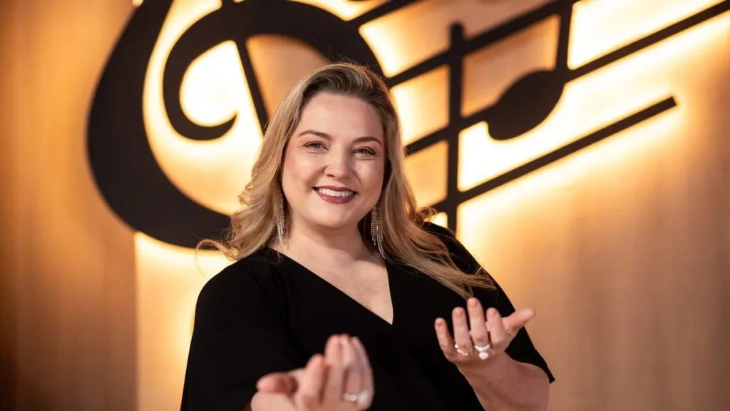 Imagem Mariangela Zan Davi Barbosa TV Aparecida do artigo Cantor Ovelha e ex-Estrela da Casa, Biahh Cavalcante, participam do Aparecida Sertaneja
