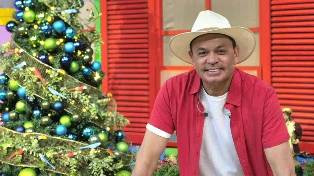 Imagem ATN 2312 Loren Ligabo TV Aparecida 1 do artigo Frank Aguiar festeja o Natal com muita música no Aqui Tem Nordeste