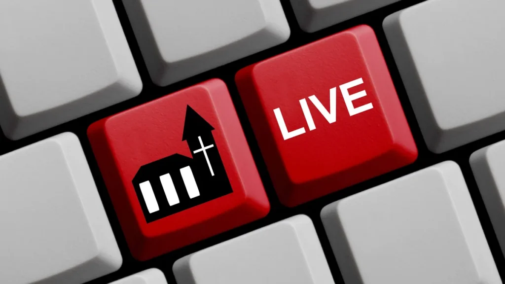 Imagem igreja online com botao de live do artigo Já pensou em evangelizar on-line? Dicas para os primeiros passos