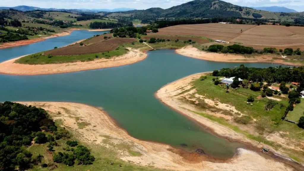 Imagem Crise no Sistema Cantareira do artigo Cantareira completa uma semana na pior faixa de volume reservado
