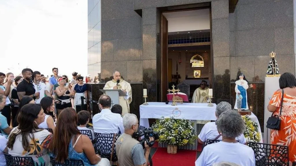 Imagem Primeira Missa Votina a Santa Dulce dos Pobres no Cristo Redentor do artigo Cristo Redentor terá missas em honra a santos brasileiros