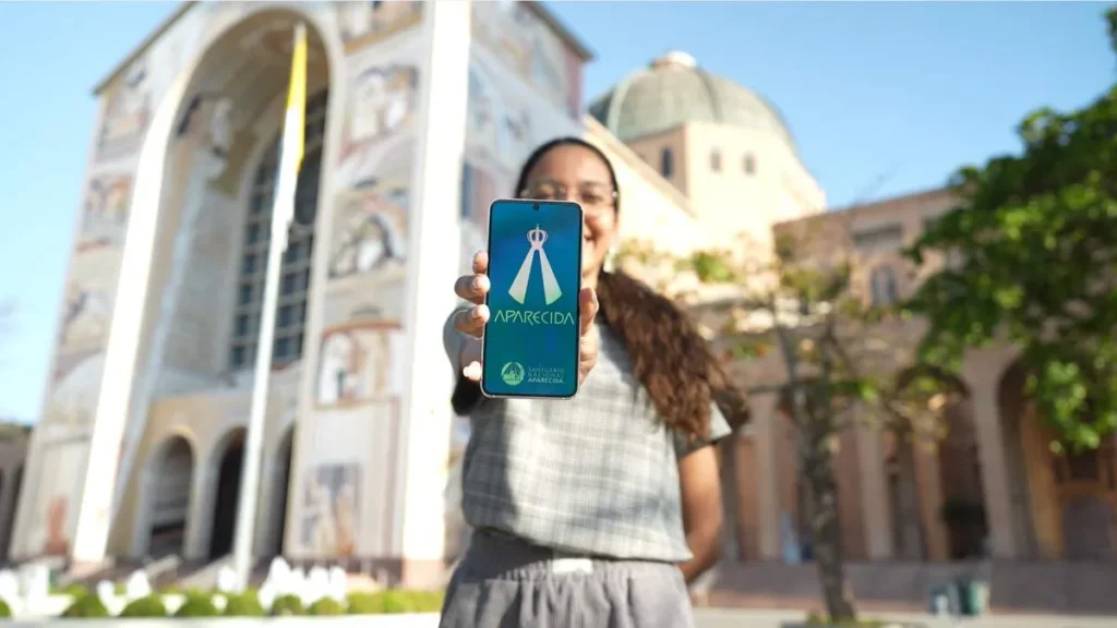 Imagem Aplicativo Aparecida celular tela do artigo Do Santuário para o seu celular: Aplicativo Aparecida