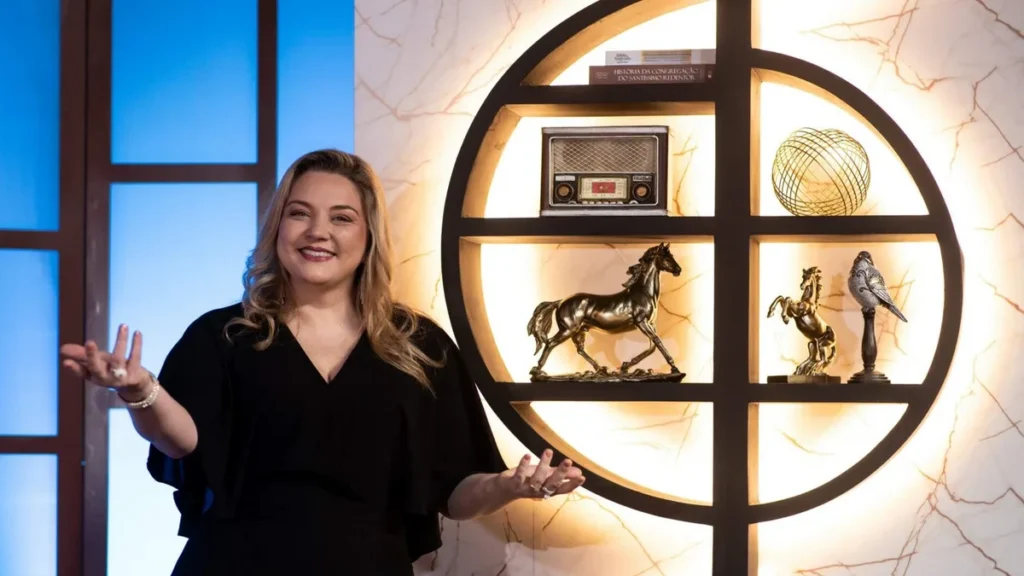 Imagem Mariangela Zan Davi Barbosa TV Aparecida do artigo Dupla VH & Alexandre leva seus sucessos para o Aparecida Sertaneja