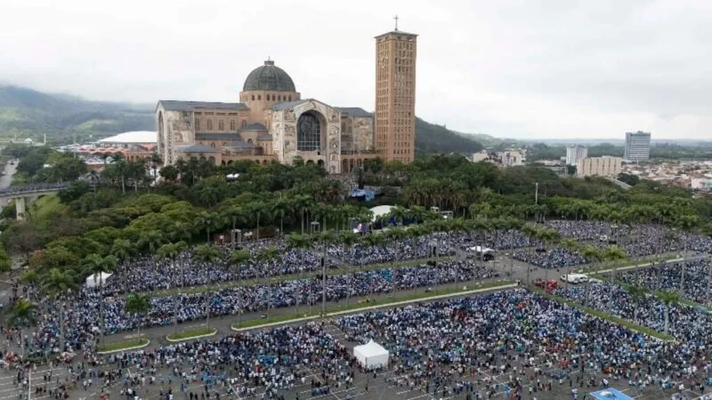 Imagem Foto Drone Terco dos Homens 2026 do artigo Confira como foi a 18ª Romaria Nacional do Terço dos Homens em Aparecida