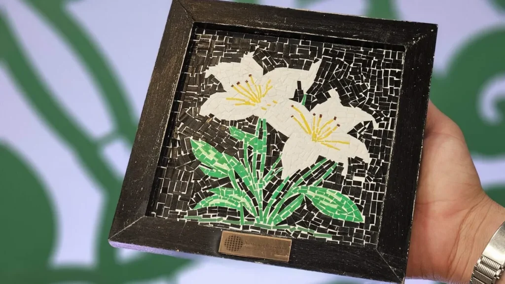 Imagem quadro de lirios faca voce mesmo do artigo Quadro de Lírios - Faça Você Mesmo