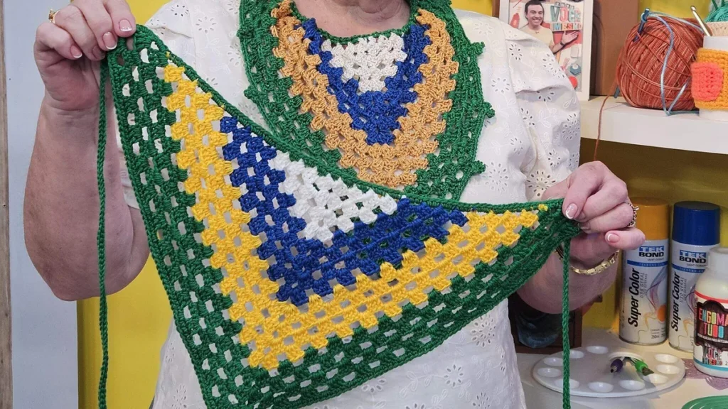 Imagem lenco em croche para a copa do artigo Lenço da Copa em Crochê - Faça Você Mesmo