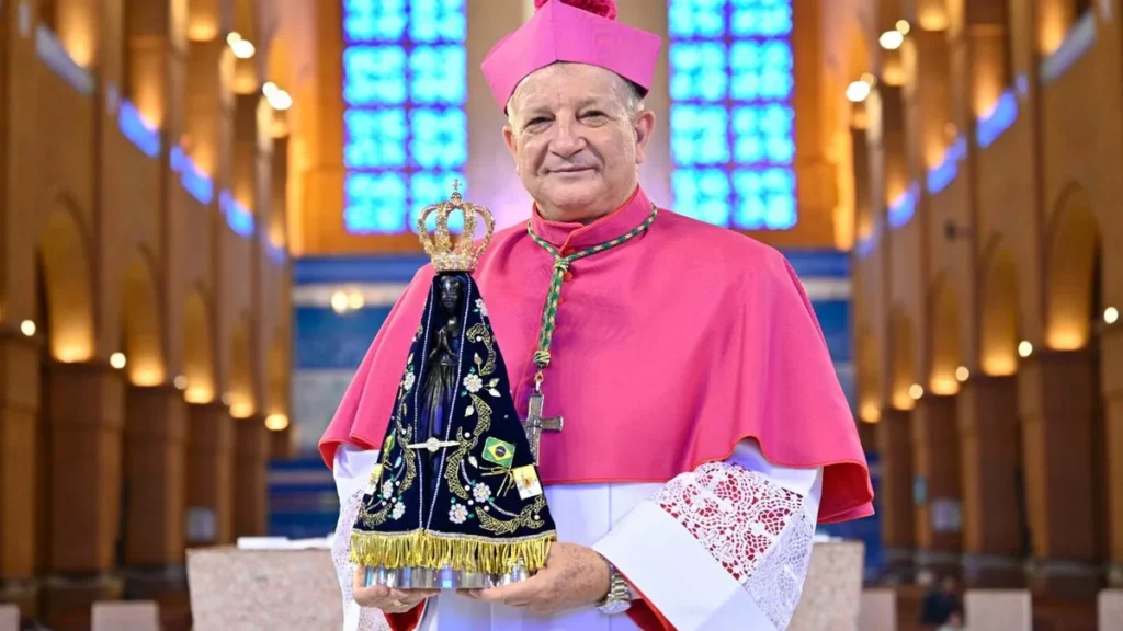 Dom Mário Antonio da Silva, no Altar Central do Santuário Nacional de Aparecida (SP)