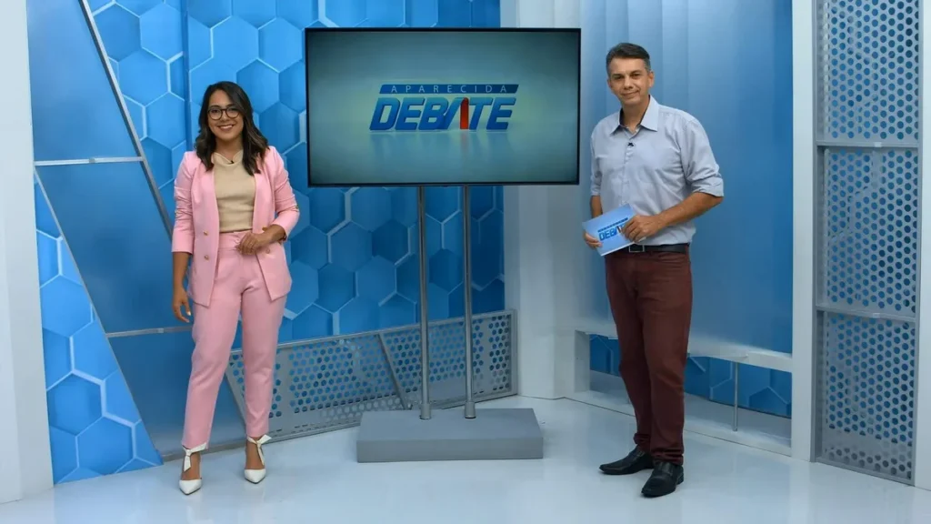 Imagem APD Consumidor Reproducao TV Aparecida 2 do artigo "Aparecida Debate" traz como pauta os novos hábitos de consumo