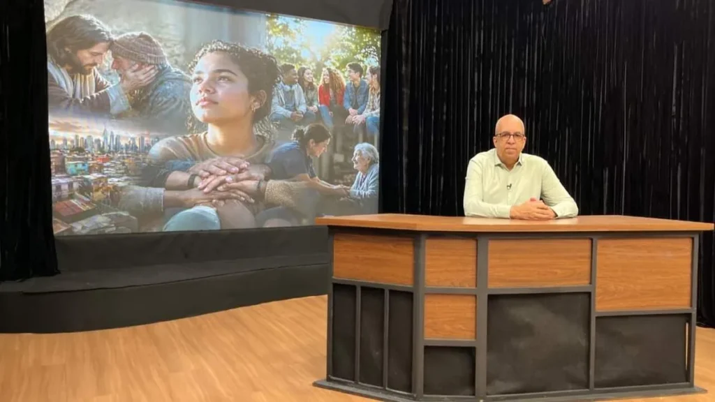 Imagem Padre mauro vilela do artigo “Diálogos” reflete sobre os desafios da vida atual e a dignidade humana