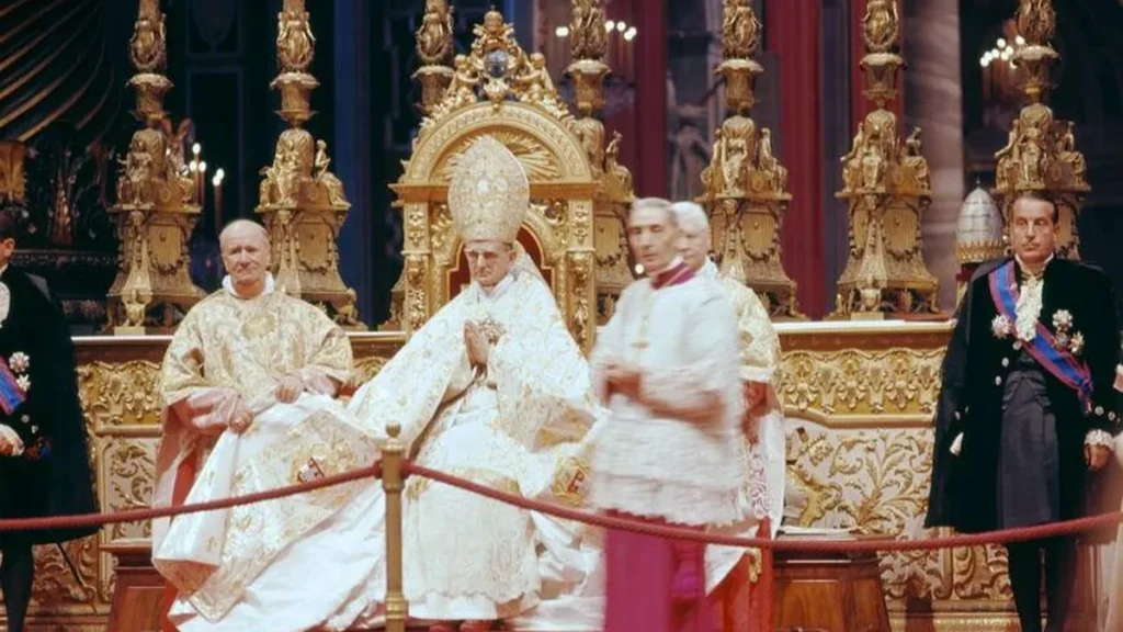 Imagem Papa Paulo VI e Enrico Dante durante o Concilio Vaticano II do artigo O Concílio Vaticano II e o Dia Mundial das Comunicações