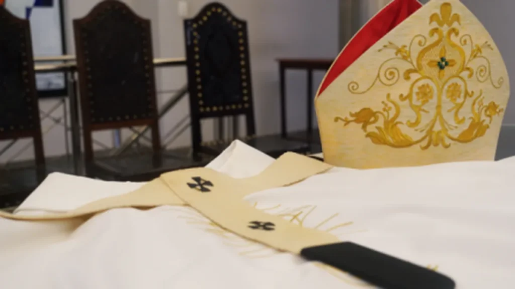 Imagem foto 1 palio do artigo O pálio episcopal, um sinal de serviço
