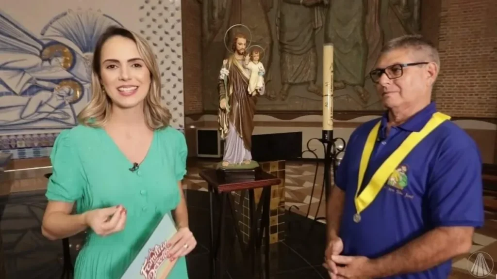 Imagem familia dos devotos do artigo Por que São José é invocado como o Padroeiro das Famílias?